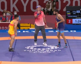 Olympics: Wrestlers Ravi Dahiya, Deepak Punia secure semifinal berths