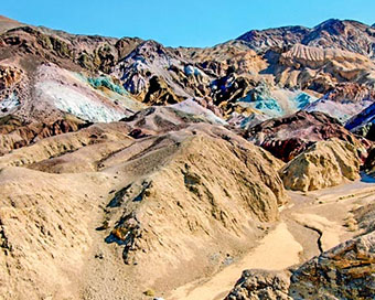 USA: Death Valley records highest temperature since 1913