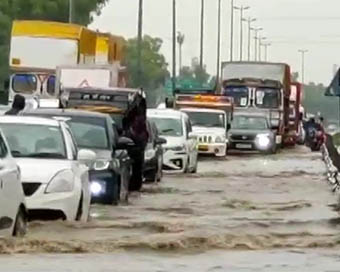 Severe water-logging in Delhi-Jaipur Expressway after heavy rains 