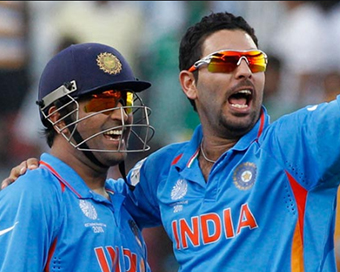 Dhoni and Yuvraj during the 2011 WC