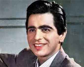 Dilip Kumar no more, Bollywood condolences pour in