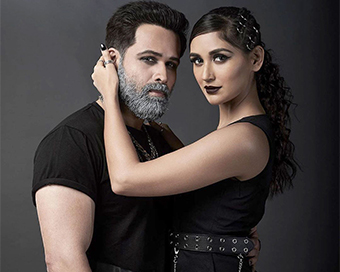 Emraan Hashmi and Nikita Dutta summon the devil with their Halloween look