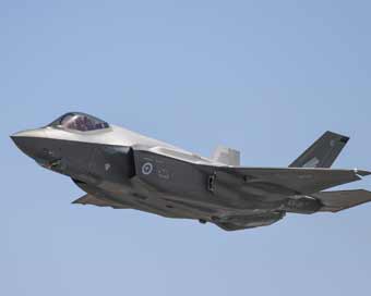 Japanese F-35 fighter crashes into Pacific