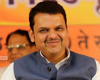 Transfer-posting racket: Fadnavis turns heat on MVA, hands over crucial docs to Home Secretary