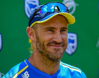 COVID-19: Faf du Plessis donates bat, jersey to raise funds for feeding vulnerable kids