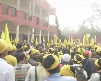 Farmers from across the country gather in Delhi for mega agitation