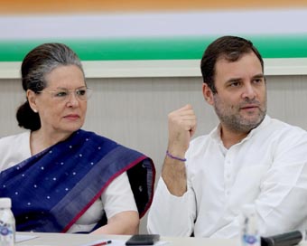 Delhi HC issues notices on plea for FIR against Gandhis, others