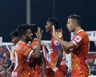 FC Goa salvage 1-1 draw against 10-man East Bengal