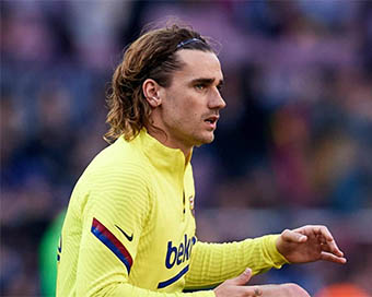 Barcelona striker Griezmann injured, could miss remaining games