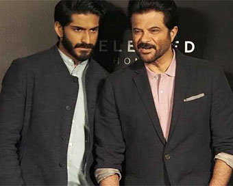 Anil Kapoor with son Harsh Varrdhan (file photo)