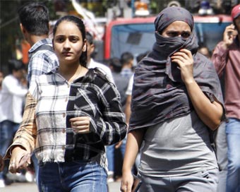 Heatwave: Delhi sizzles at 47 degrees Celsius, docs advise caution