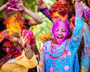 Wellness benefits of celebrating Holi