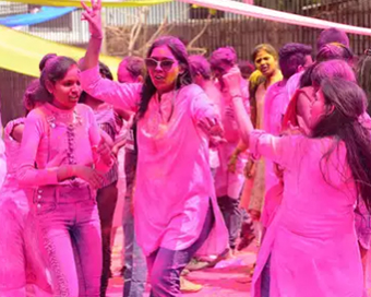 Holi celebrations at public places not allowed: DDMA