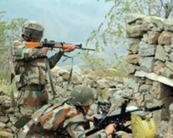 India, Pakistan trade heavy fire on LoC