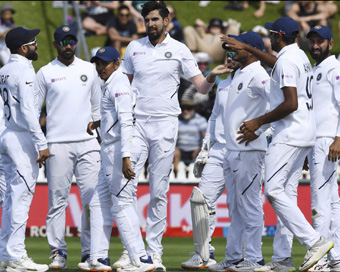 Wellington test: Late blows give India hope as NZ finish Day 2 at 216/5
