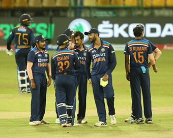 IND vs SL 1st T20I: Bhuvneshwar Kumar bowls India to victory