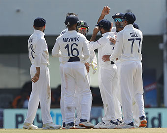 IND vs ENG 2nd Test: India in command as England reach 106/8 at Tea