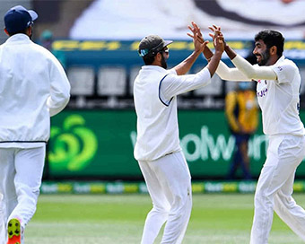 India in sight of victory over Australia in second Test