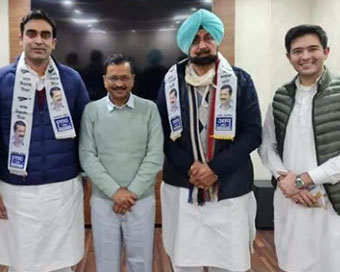 Jagmohan Kang joins AAP