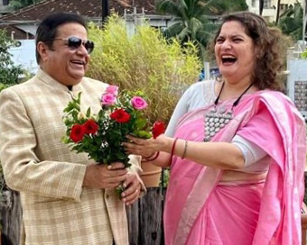 Anup Jalota makes debut in English with 