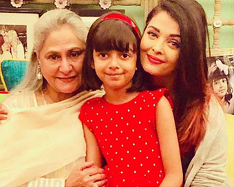 Jaya Bachchan, Aaradhya and Aishwarya