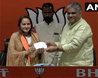 Actor-turned-politician Jaya Prada joins BJP