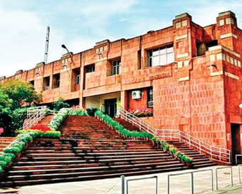 JNU admin, JNUSU at loggerheads over shelter for riot victims 