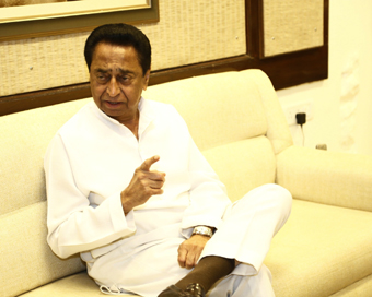 Kamal Nath may quit before floor test on Friday