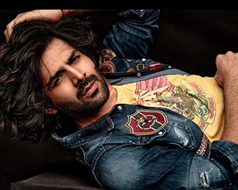 Kartik Aaryan wants to start trend of long hair again