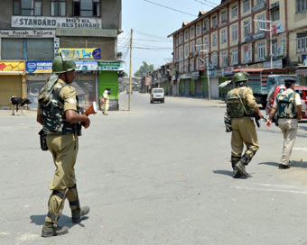 Srinagar: Security personnel man roads Srinagar during a separatist-called shutdown on Sunday in support of Article 35A that gives special powers to the state legislature on Aug 5, 2018. The separatist conglomerate, Joint Resistance Leadership (JRL),