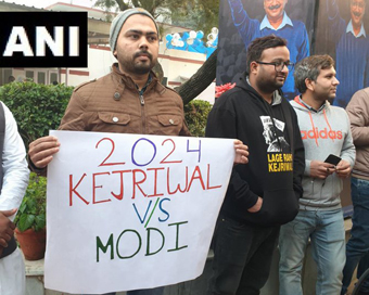 Kejriwal leads by 2K votes from New Delhi constituency