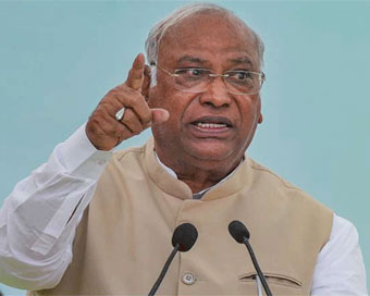 We want Oppn to fight unitedly to remove BJP from Centre: Kharge