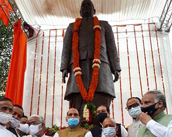 Rajnath Singh unveils Lalji Tandon