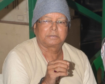 Now Lalu compares Bihar govt with Corona 