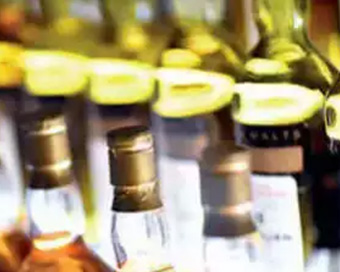 Delhi govt earns Rs 5,300 crore through auction of retail liquor vends