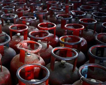 Post Delhi polls, LPG price hiked by Rs 144 per cylinder