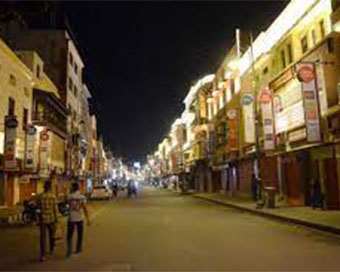 Night curfew in Lucknow, Kanpur, Varanasi as Covid cases surge
