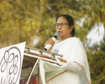  West Bengal Chief Minister Mamata Banerjee