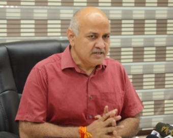 Manish Sisodia blames Centre for Delhi