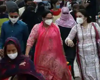 Delhi to end fines for not wearing masks at public places
