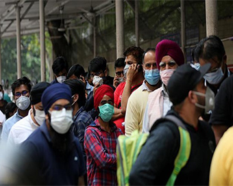 Face masks made compulsory in Mumbai