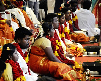 3,500 couples tie knot at mass wedding in Uttar Pradesh