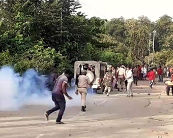 Assam Police to probe role of Mizoram MP in border violence