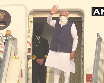 PM Modi boarding the airfract