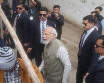 Modi visits ‘labharthi’ in Ayodhya