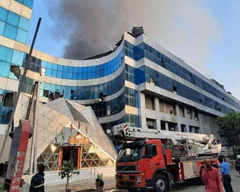Mumbai Covid centre fire death toll rises to 10
