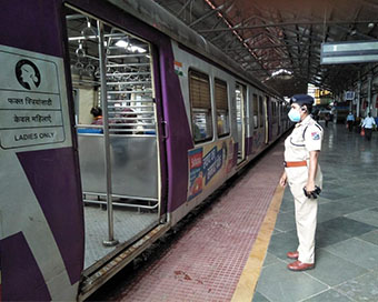 Mumbai train (file photo)