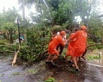 1 killed in Maharashtra as Cyclone Nisarga whirls past Mumbai
