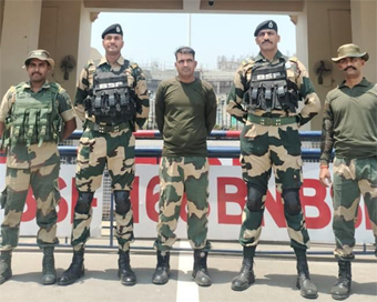 Pakistan hands over BSF jawan to India after 21 days