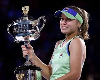 Aus Open 2020: Kenin beats Muguruza to win maiden title